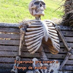  Esperando pra comer o
frango de mam�e 