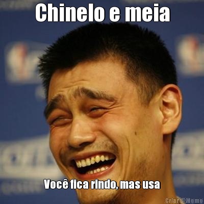 Chinelo e meia Voc� fica rindo, mas usa